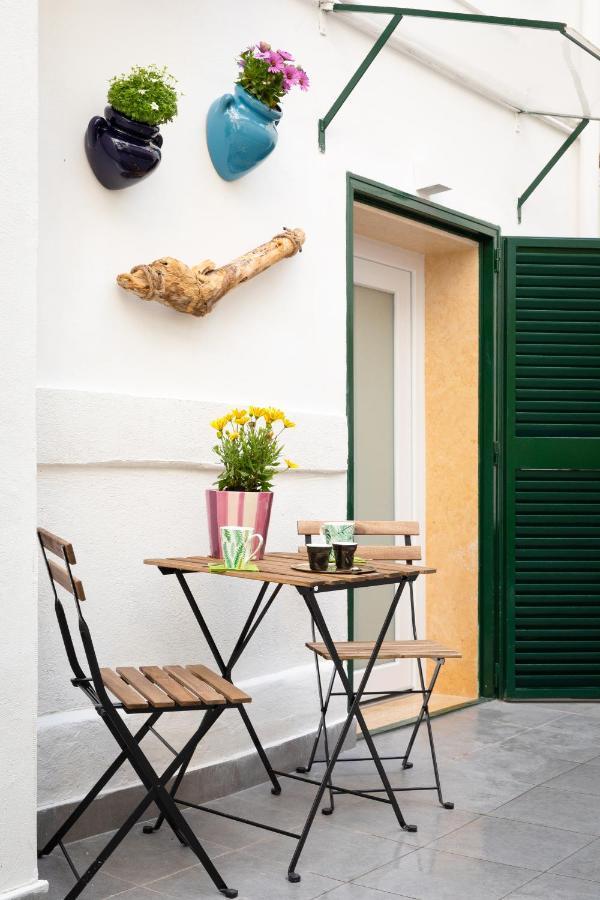 Via Calefati Land Apartamento Bari Exterior foto