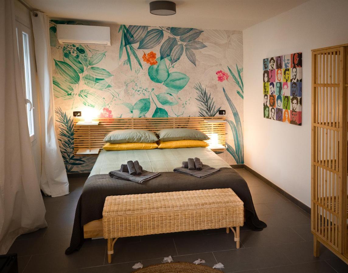 Via Calefati Land Apartamento Bari Exterior foto