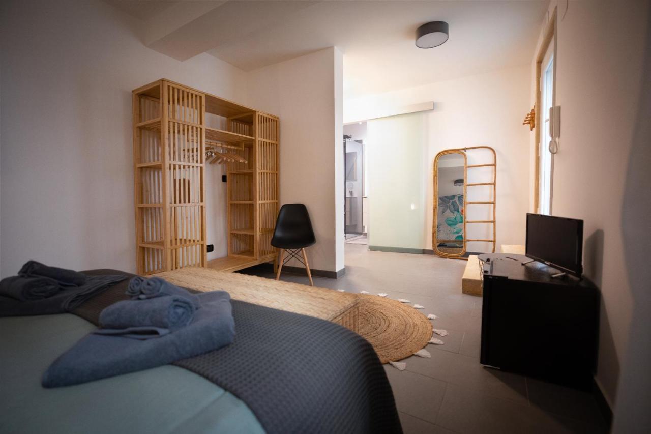 Via Calefati Land Apartamento Bari Exterior foto